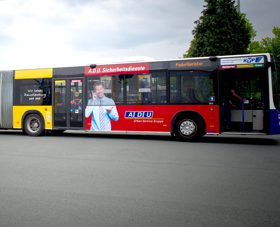 Professionelle Bus-Beschriftungen